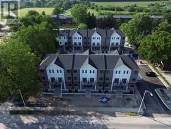 9 - 1208 FANSHAWE PARK ROAD E London North (North C), ON N5X 3Z8