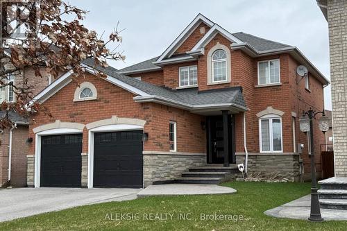 33 Hillpath Crescent, Brampton, ON 
