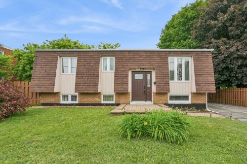549 Rue Lionel-Groulx  Salaberry-De-Valleyfield, QC J6T 4H5