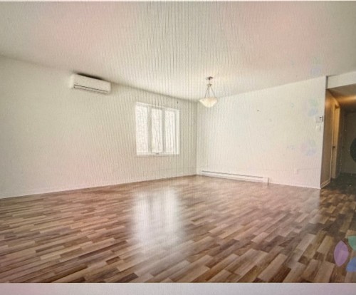Salon - 133 Rue Guy-Lafleur, Thurso, QC - Indoor Photo Showing Other Room