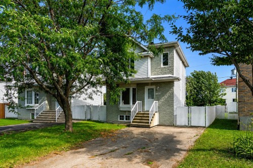 2637 Rue des Asters  Vaudreuil-Dorion, QC J7V 9A4
