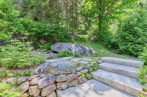 Cour - 80 Ch. Du Lac-St-Louis E., Saint-Zénon, QC - Outdoor