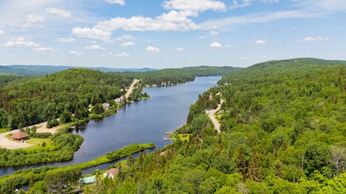 Photo aérienne - 80 Ch. Du Lac-St-Louis E., Saint-Zénon, QC - Outdoor With Body Of Water With View
