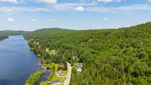 Photo aérienne - 80 Ch. Du Lac-St-Louis E., Saint-Zénon, QC - Outdoor With Body Of Water With View