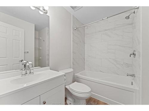 910 St. Luke, Windsor, ON 