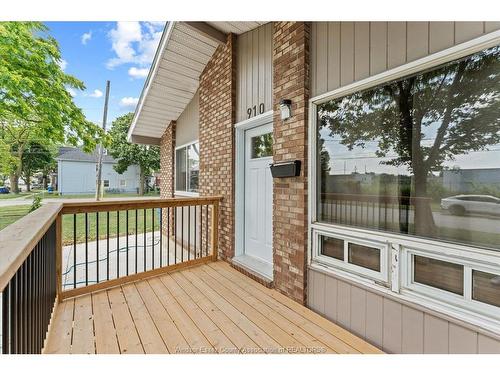 910 St. Luke, Windsor, ON 