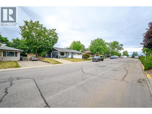 5008 Heritage Drive, Vernon, BC - Outdoor