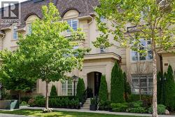 253 HANOVER Street Oakville, ON L6K 0H3