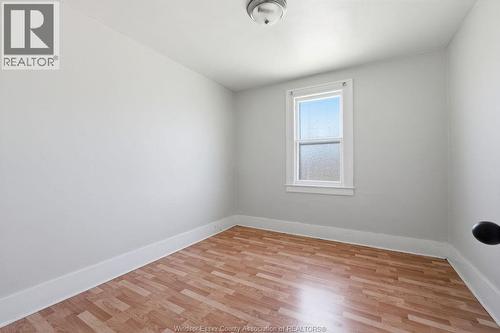 1596 College, Windsor, ON 