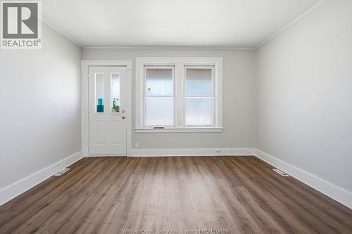 1596 College, Windsor, ON 