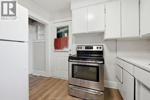 1596 College, Windsor, ON 