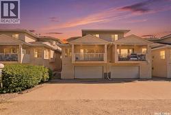 905D 9th STREET E  Saskatoon, SK S7H 0M9