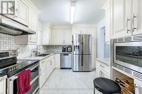 6 Stalbridge Avenue, Brampton, ON 