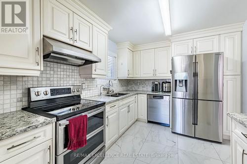 6 Stalbridge Avenue, Brampton, ON 