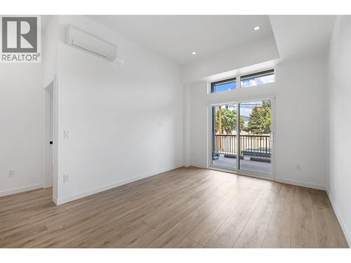 660 Cawston Avenue Unit# 111, Kelowna, BC 