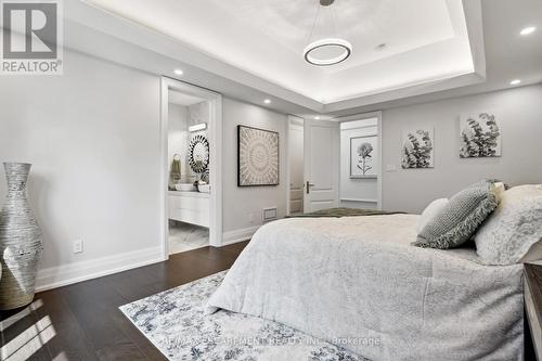 539 Old Poplar Row, Mississauga, ON - Indoor Photo Showing Bedroom