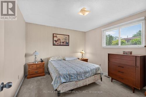 28 Boston Crescent, Hamilton, ON 