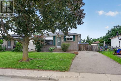 28 Boston Crescent, Hamilton, ON 