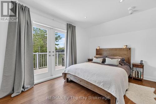 Primary Bedroom - 17 Elizabeth Avenue, Tiny, ON 