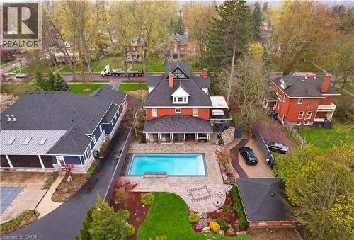 18 Brant Road N, Cambridge, ON 
