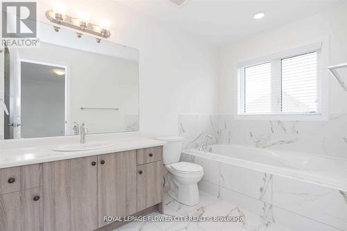 2282 Grainger Loop Crescent, Innisfil, ON 