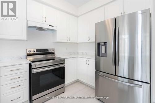 2282 Grainger Loop Crescent, Innisfil, ON 