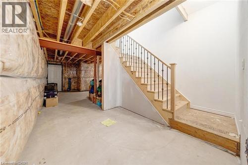 8077 Brookside Drive, Niagara Falls, ON - Indoor Photo Showing Other Room