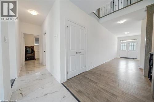 8077 Brookside Drive, Niagara Falls, ON - Indoor Photo Showing Other Room