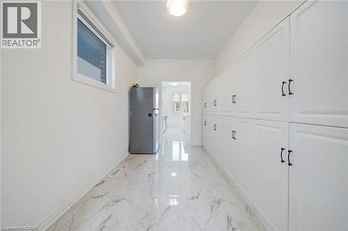 8077 Brookside Drive, Niagara Falls, ON - Indoor Photo Showing Other Room
