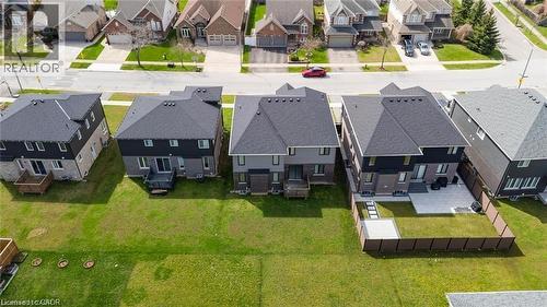 8077 Brookside Drive, Niagara Falls, ON - Outdoor