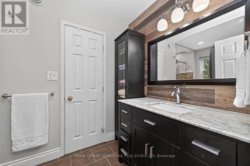 3 pc Spa like Ensuite - 240 Noonan Road S, Rideau Lakes, ON 