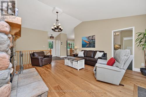 Living Room - 240 Noonan Road S, Rideau Lakes, ON 
