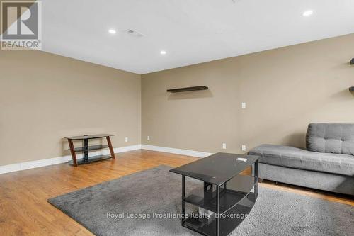 24 Freedom Crescent, Quinte West (Sidney Ward), ON 