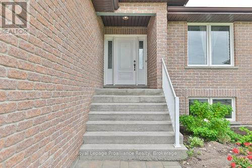24 Freedom Crescent, Quinte West (Sidney Ward), ON 