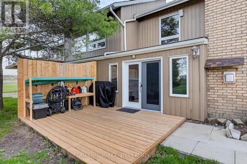 Entry to in-law suite - 1229 Morton Line, Cavan Monaghan (Cavan Twp), ON 