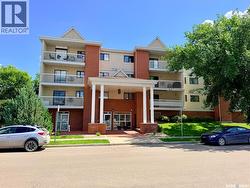 205 1002 108th STREET North Battleford, SK S9A 2A9