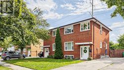 2274 WISEMAN COURT  Mississauga, ON L5J 1P2