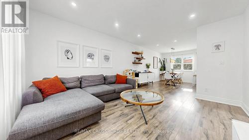 2274 Wiseman Court, Mississauga, ON 