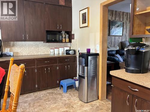 712 M Avenue, Perdue, SK - Indoor Photo Showing Kitchen