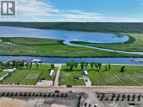 27 Oakley Lane, West End, SK 