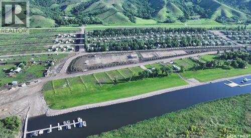 27 Oakley Lane, West End, SK 