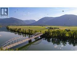1680 NICKS ISLAND  N Road Creston, BC V0B 1G7
