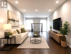 140 - 254 JOHN GARLAND BOULEVARD Toronto, ON M9V 1N8