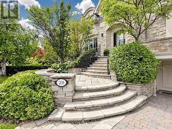 208 CARMICHAEL AVENUE Toronto, ON M5M 2X3