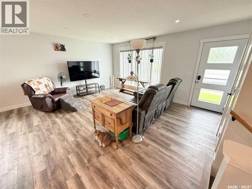 44 Mitchell Crescent, Weyburn, SK 