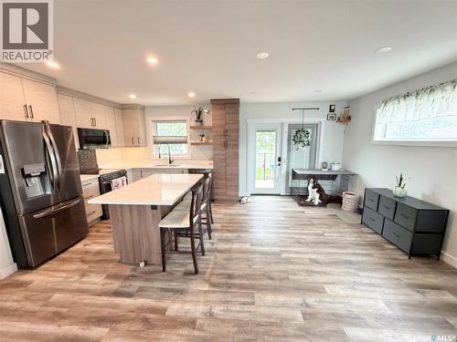 44 Mitchell Crescent, Weyburn, SK 