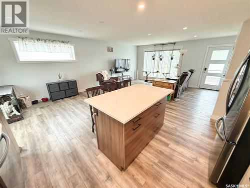 44 Mitchell Crescent, Weyburn, SK 