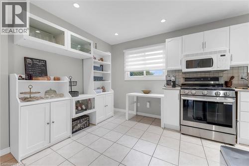 3 Glen Vista Drive, Hamilton, ON - Indoor Photo Showing Kitchen
