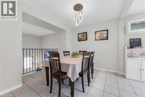 3 Glen Vista Drive, Hamilton, ON - Indoor Photo Showing Dining Room