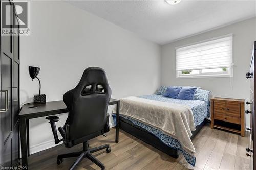3 Glen Vista Drive, Hamilton, ON - Indoor Photo Showing Bedroom